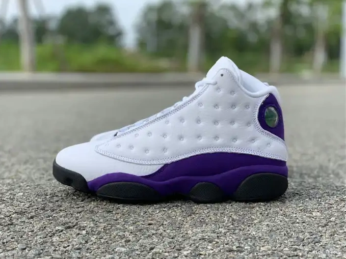 Kick Theory Jordan 414571-105 Lakers 13 Air 0516